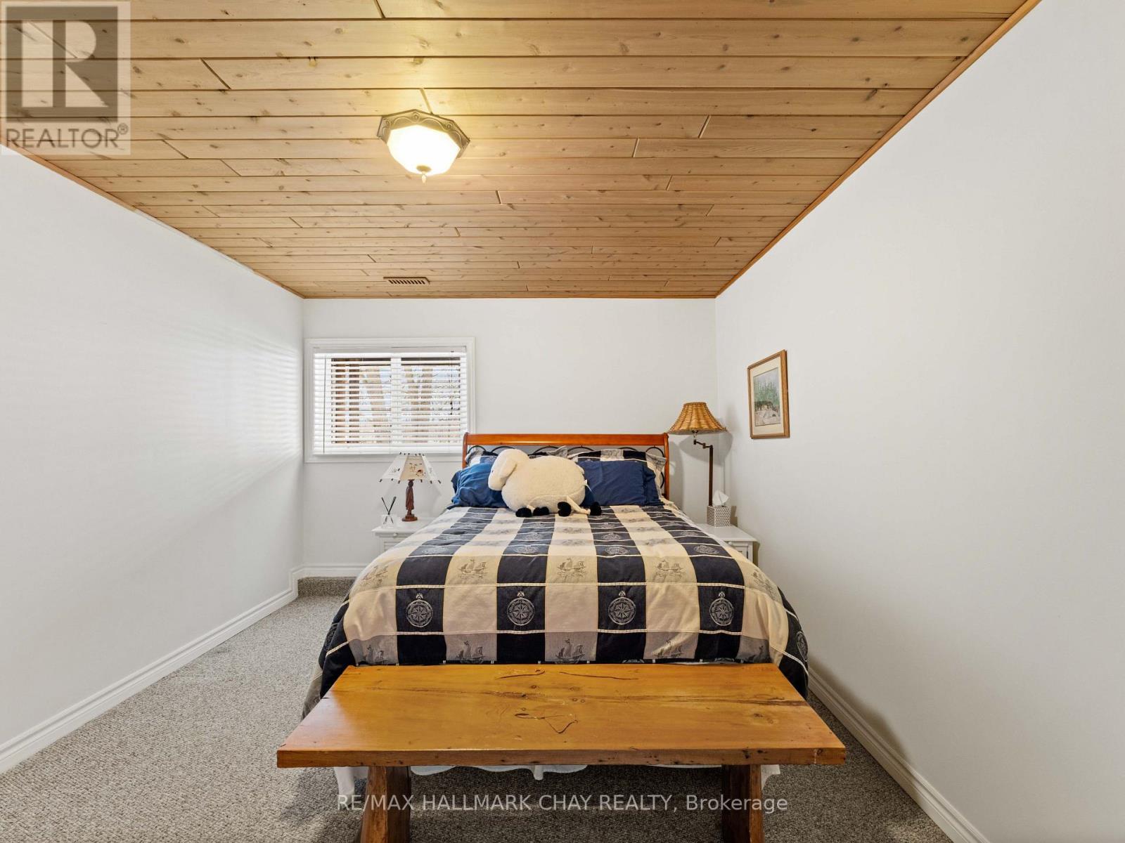 137 PICKEREL POINT ROAD - 36