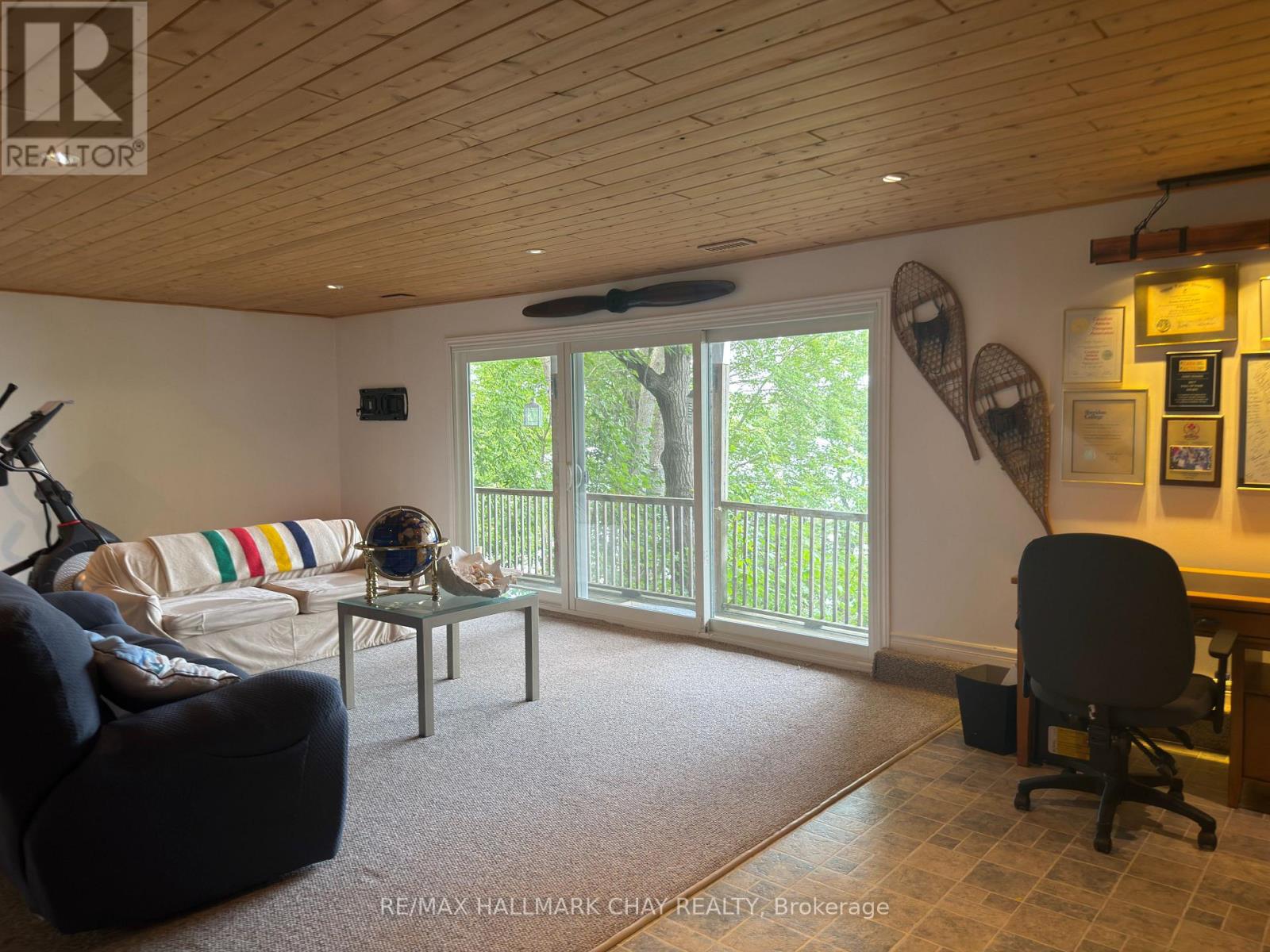 137 PICKEREL POINT ROAD - 32