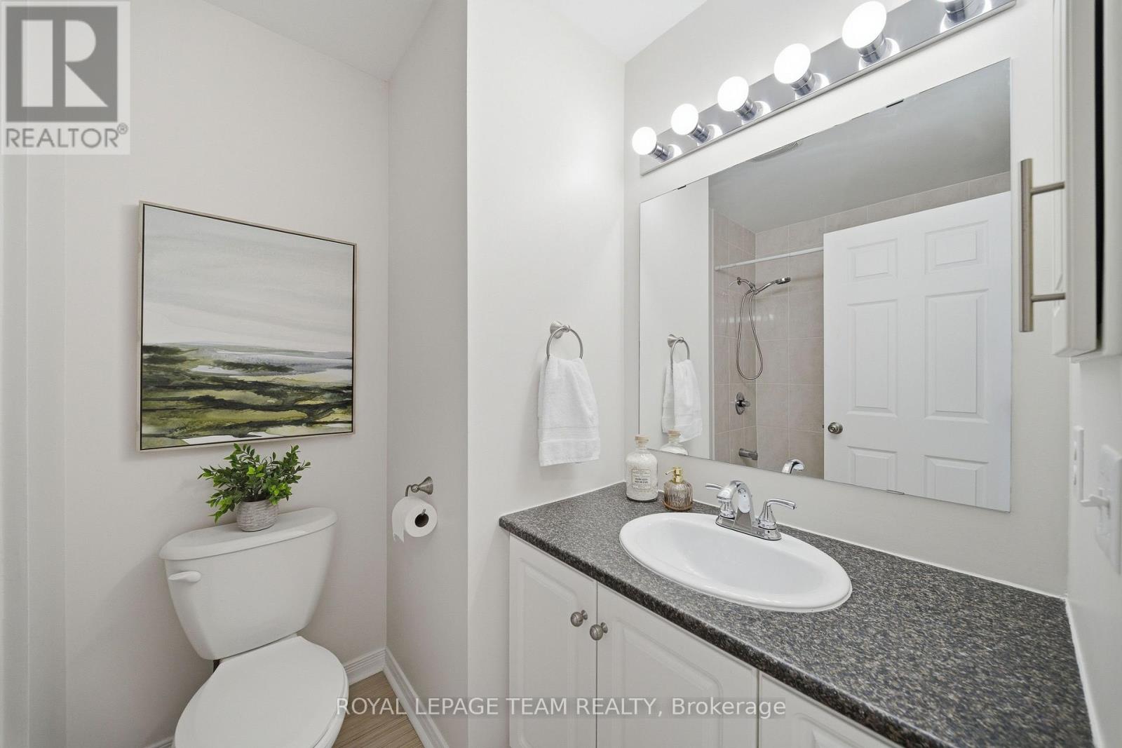 2 Bed, 3 Bath House for Sale in Ottawa – 441 SADAR PRIVATE, Ottawa – MLS# X13433210 - Image 13