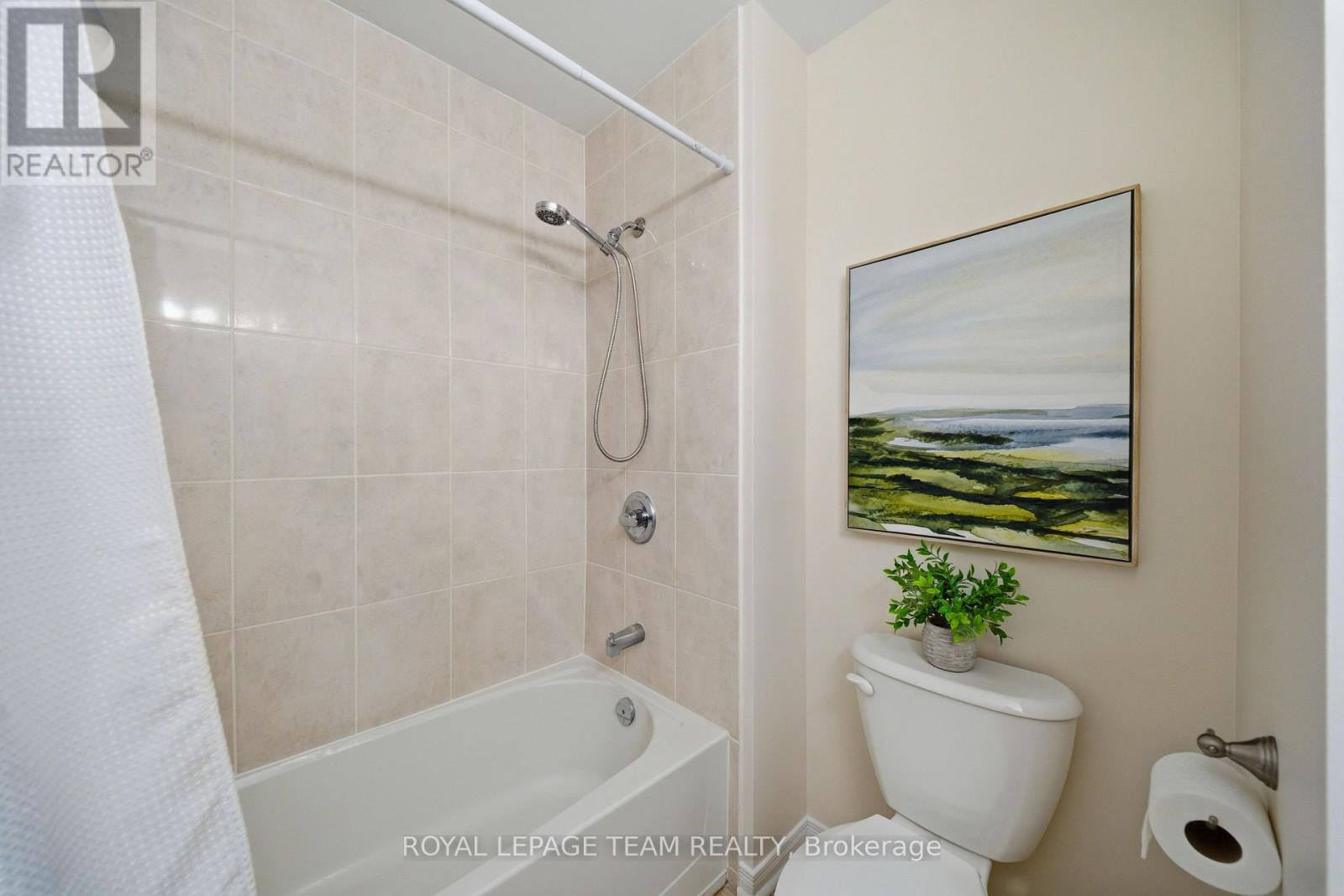 2 Bed, 3 Bath House for Sale in Ottawa – 441 SADAR PRIVATE, Ottawa – MLS# X13433210 - Image 15