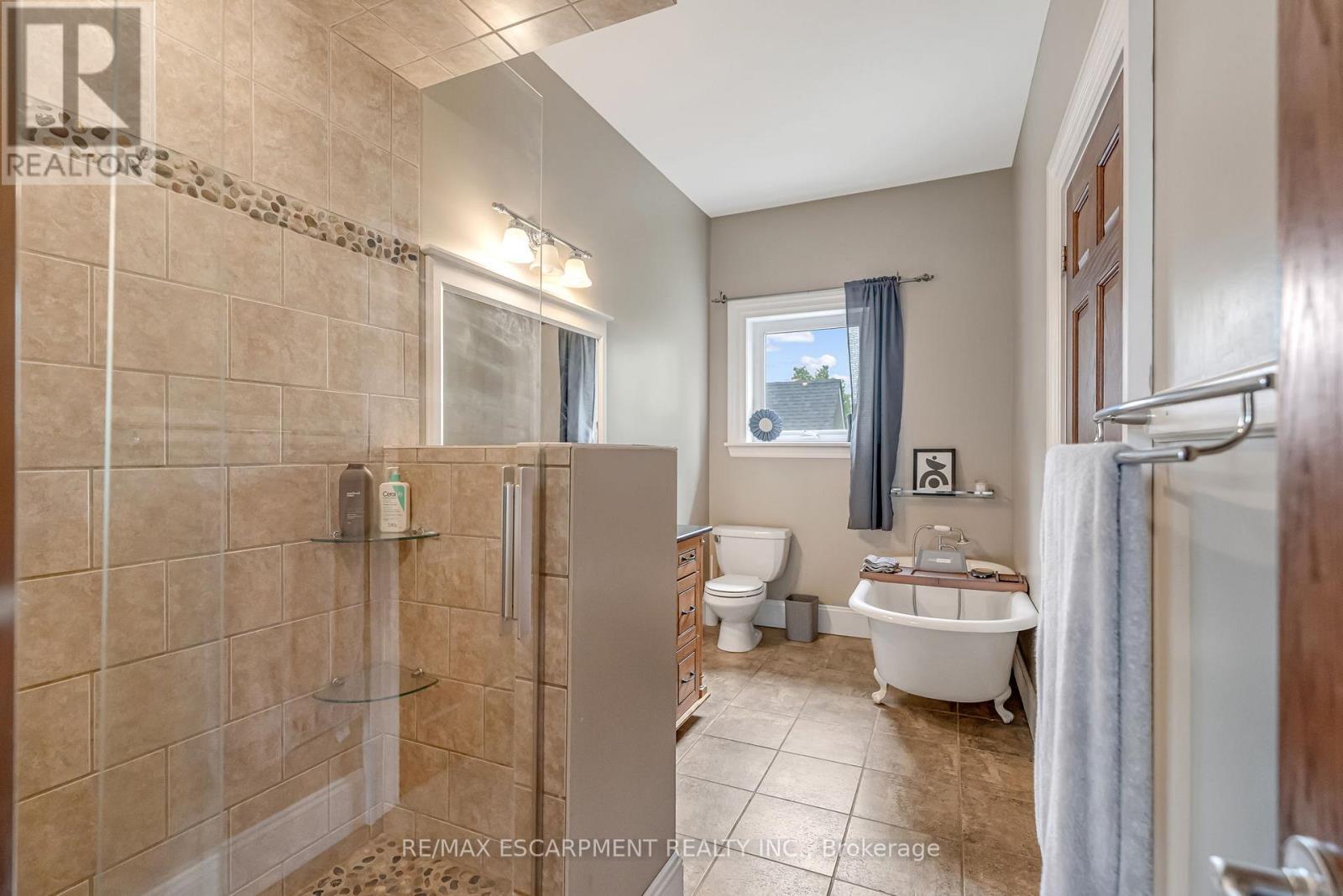 303 CANBOROUGH STREET - 18
