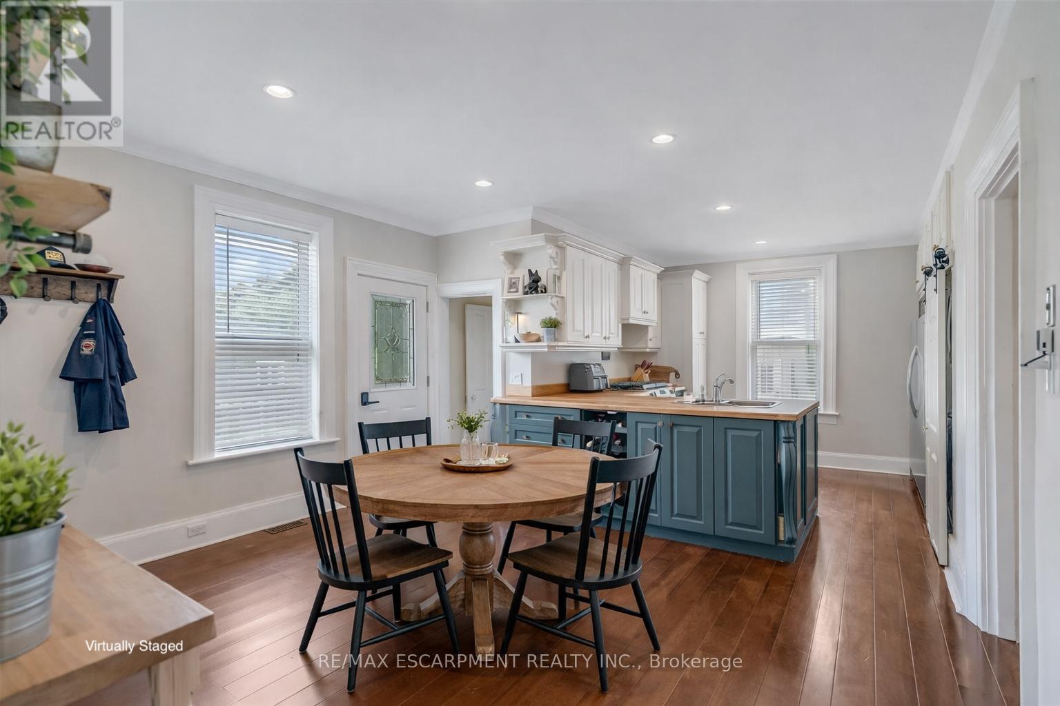 303 CANBOROUGH STREET - 6