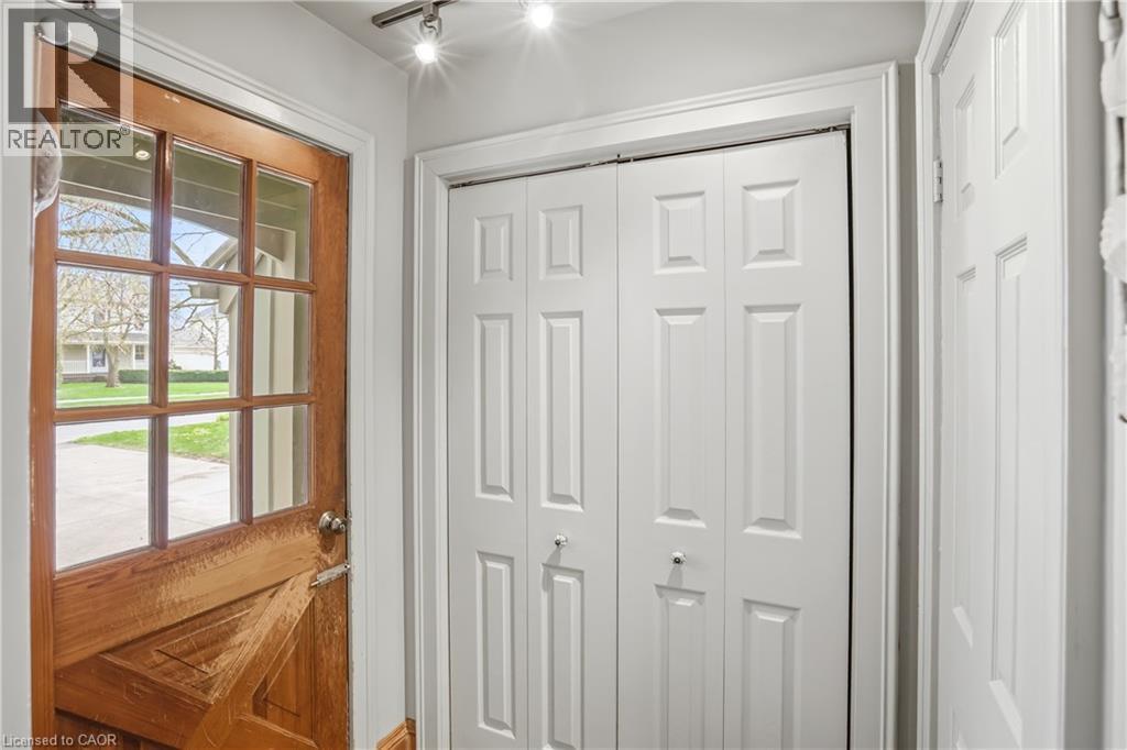 727 RYE Street - 10