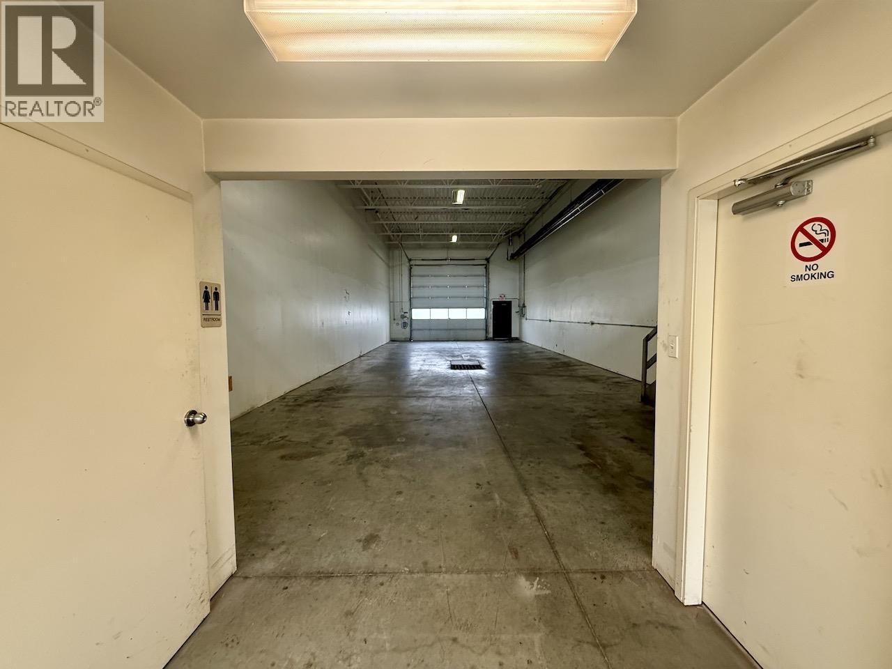 Photo 22 of 26
