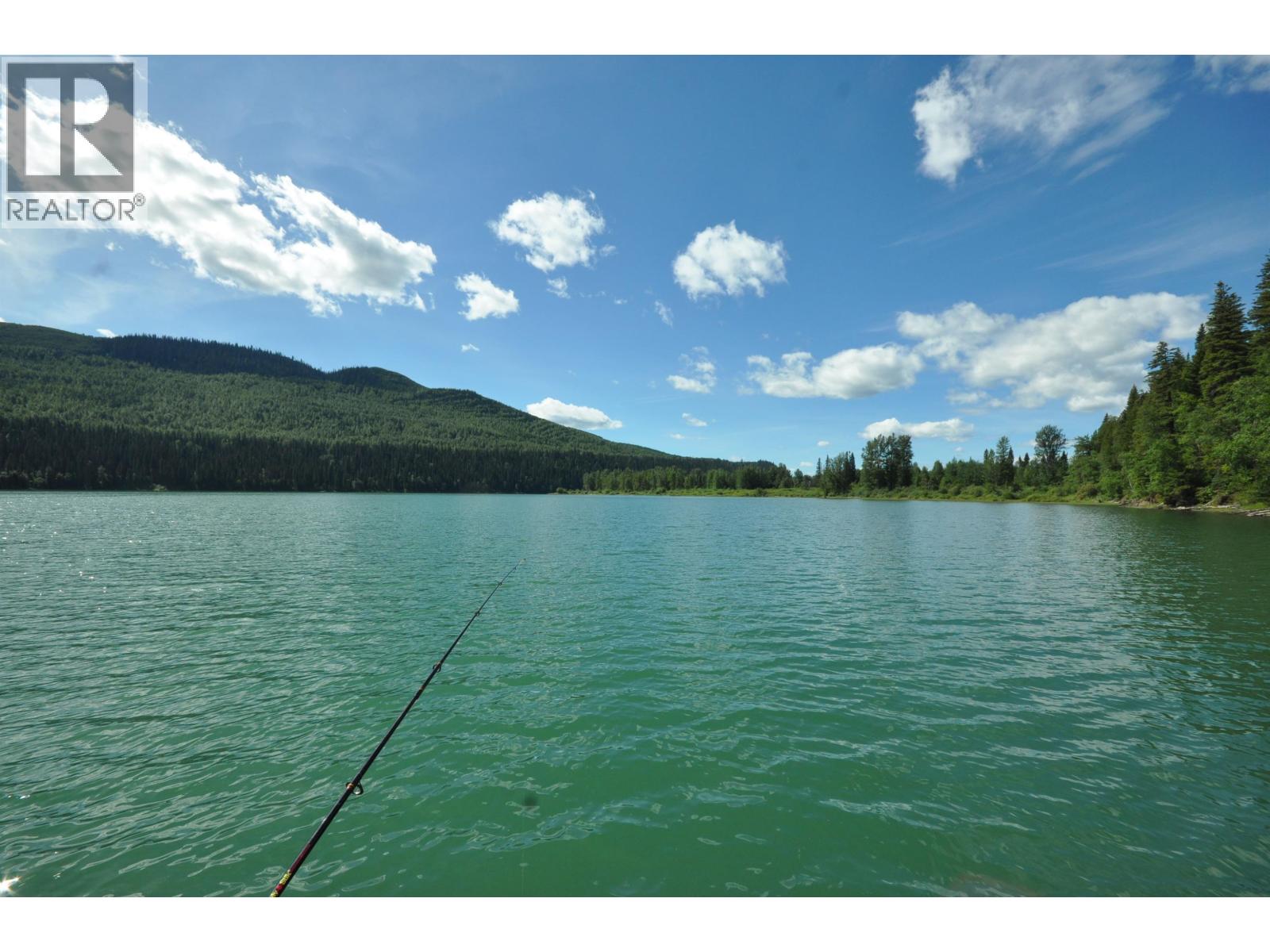5276 CARIBOO LAKE ROAD - 34