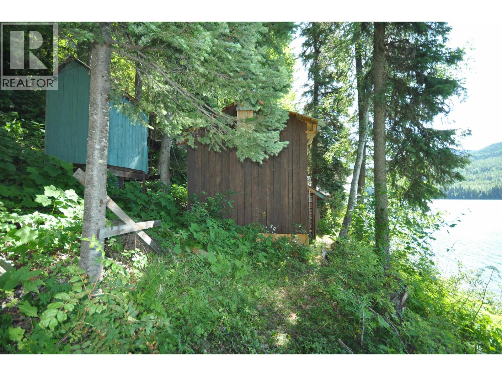 5276 CARIBOO LAKE ROAD - 17