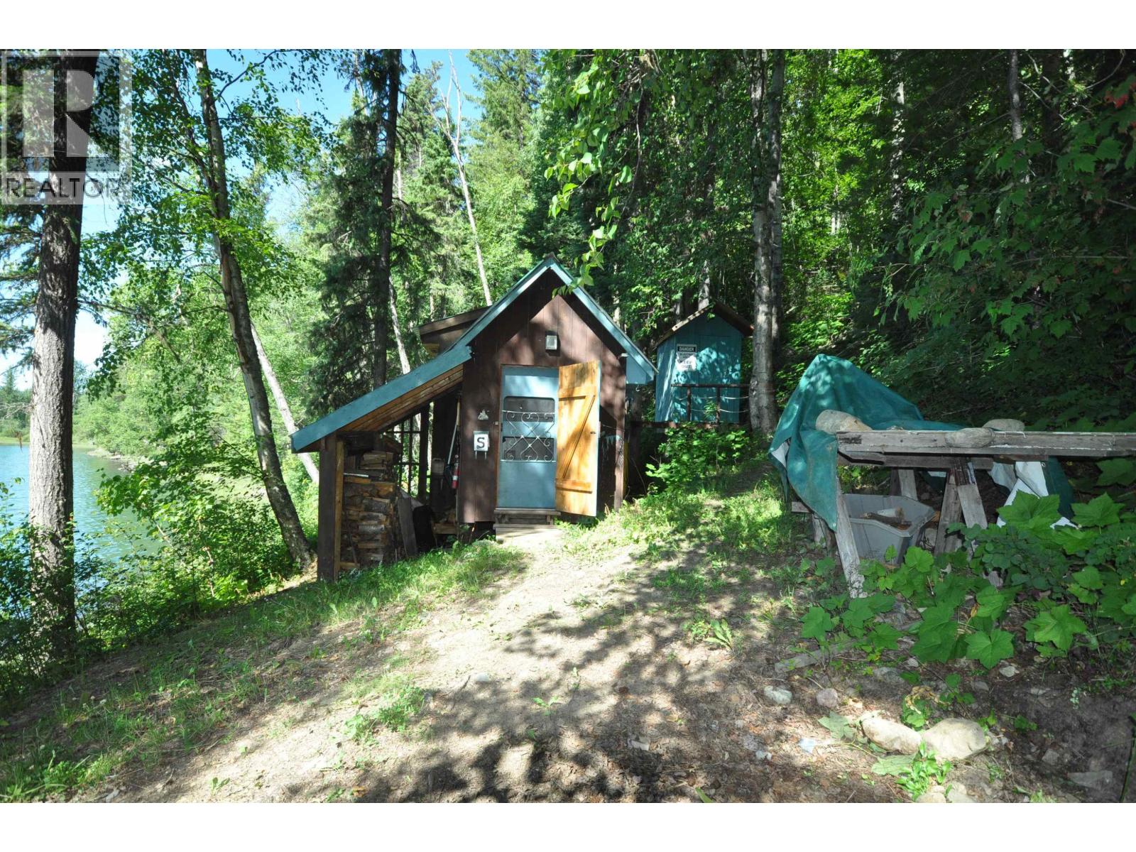5276 CARIBOO LAKE ROAD - 19