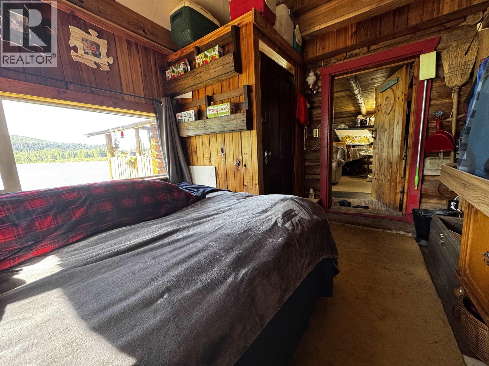 5276 CARIBOO LAKE ROAD - 9