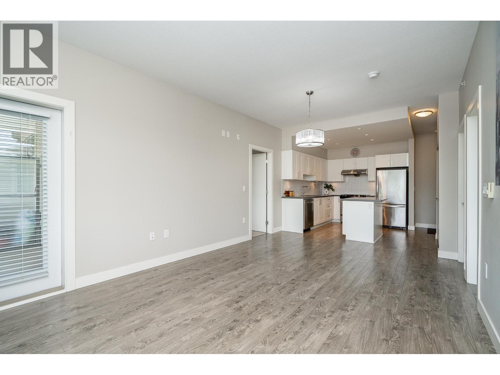 2410 963 CHARLAND AVENUE, Coquitlam
