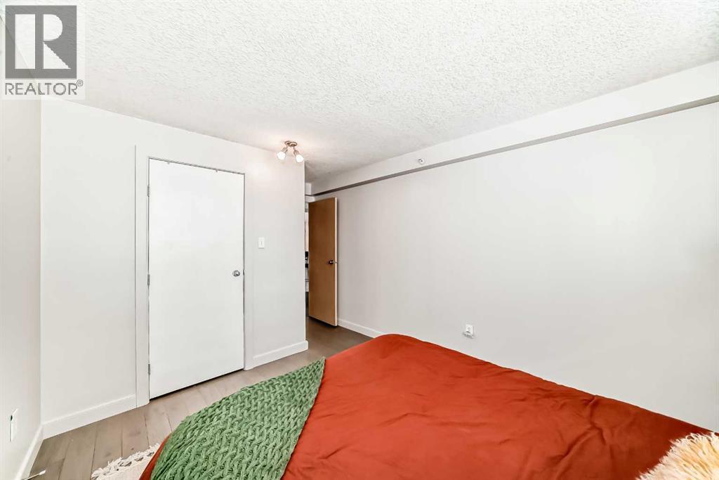 #703 626 15 Avenue SW - 22