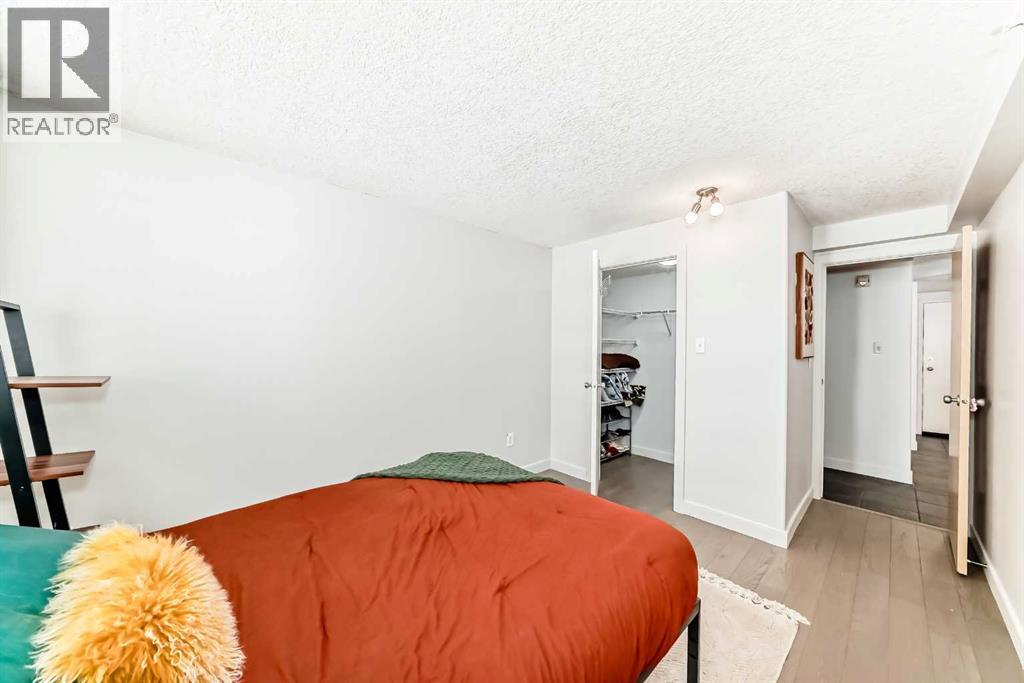 #703 626 15 Avenue SW - 23