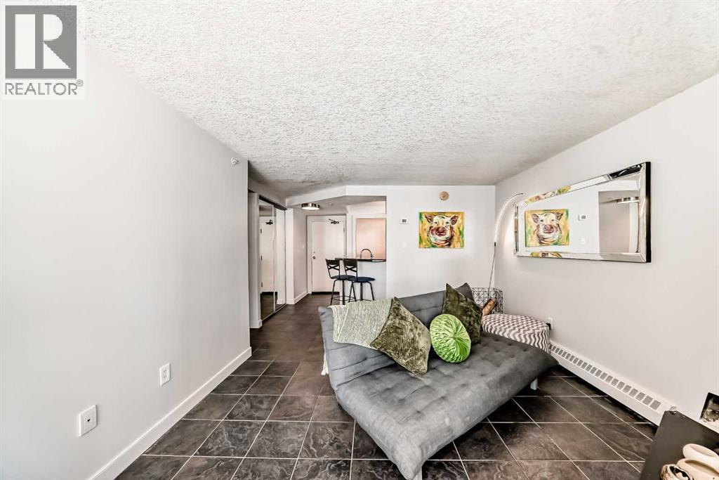 #703 626 15 Avenue SW - 13