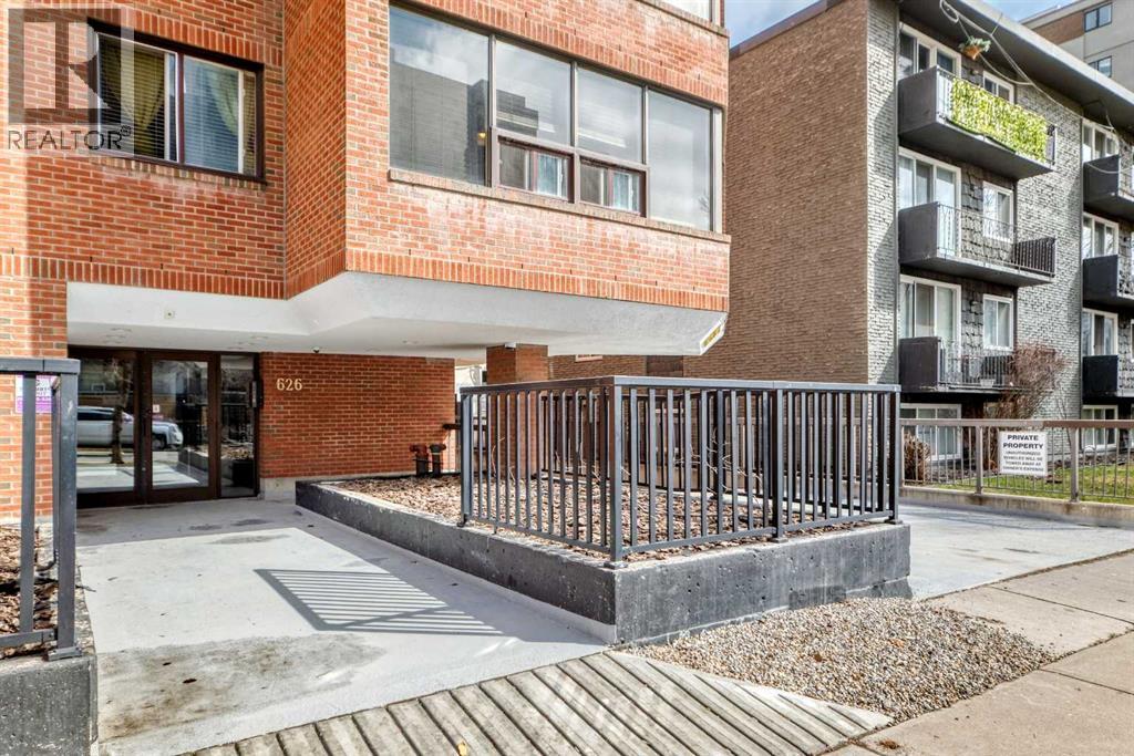 #703 626 15 Avenue SW - 42