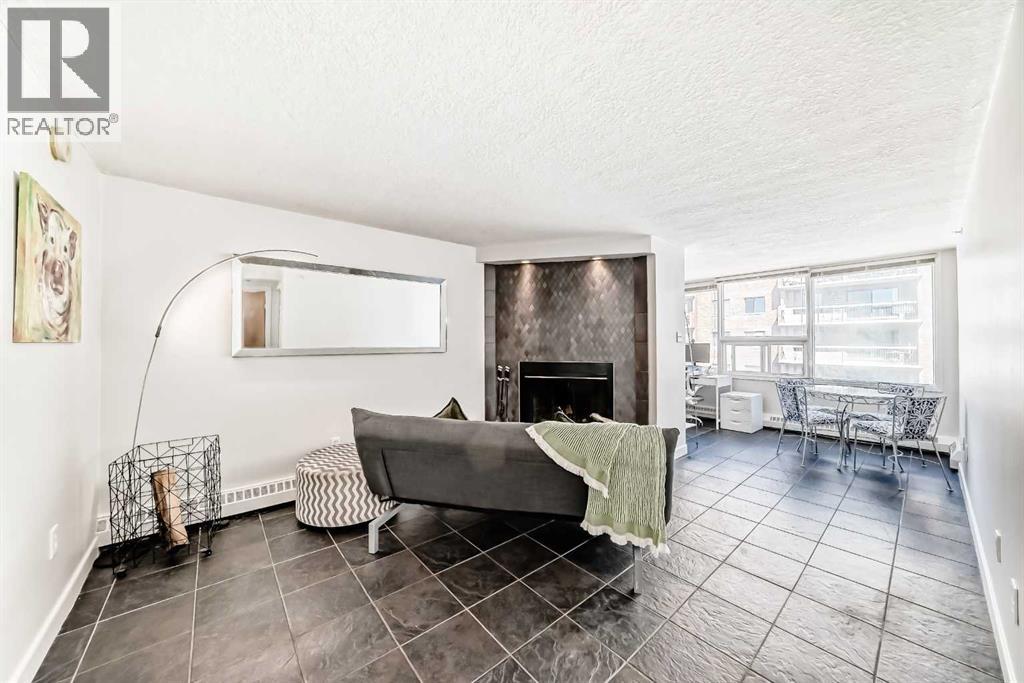 #703 626 15 Avenue SW - 11