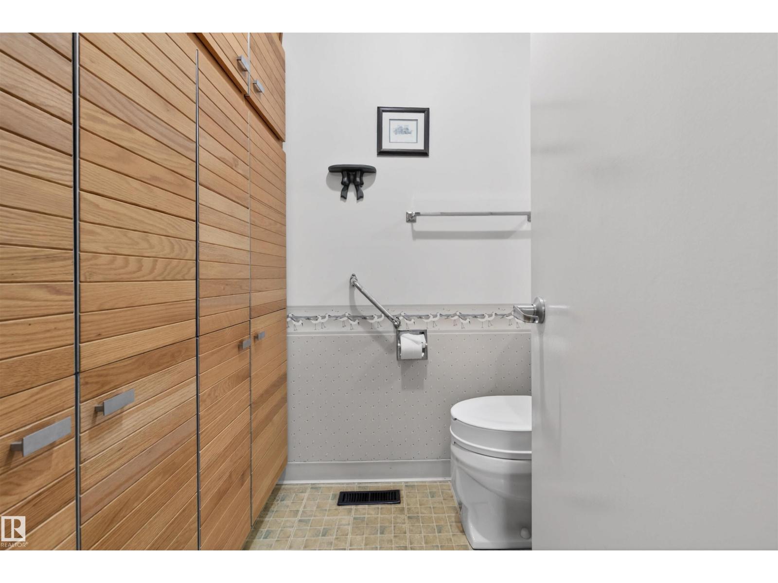 2705 124 ST NW - 20