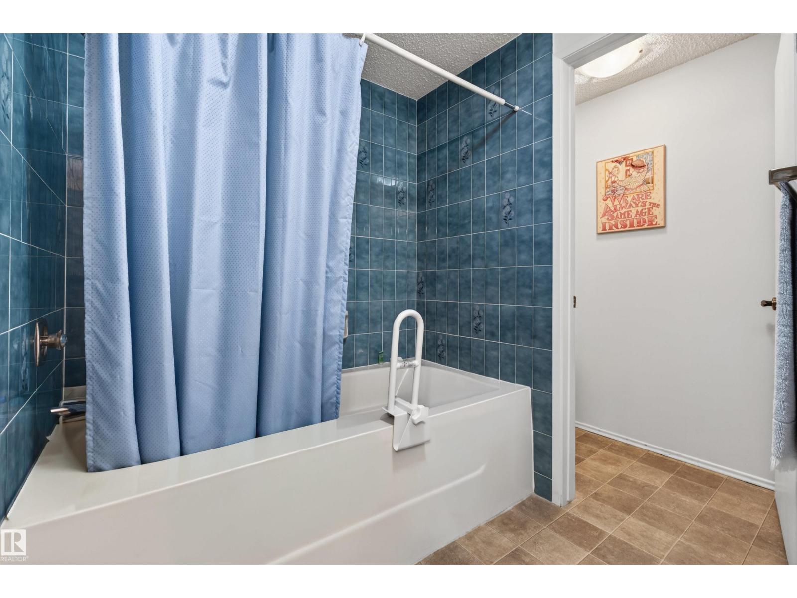 2705 124 ST NW - 26