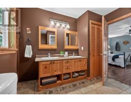 206 Macbeth Island, Bracebridge, ON P1L1X1 Photo 19