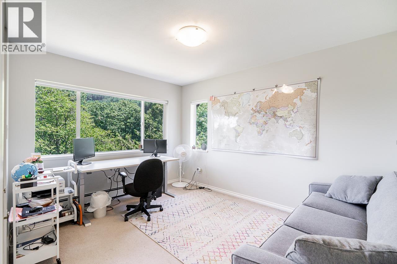 6330 CHATHAM STREET, West Vancouver
