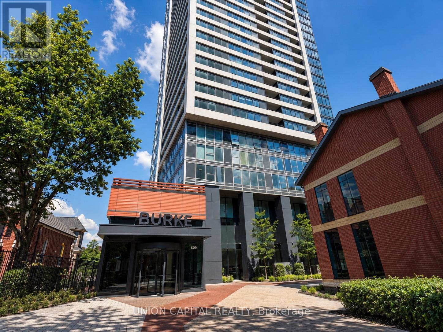 Listing photo of 1901 - 609 SHERBOURNE STREET