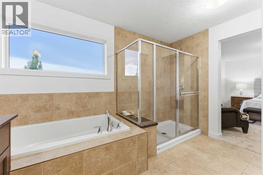 102 Cranarch Common SE — photo 37