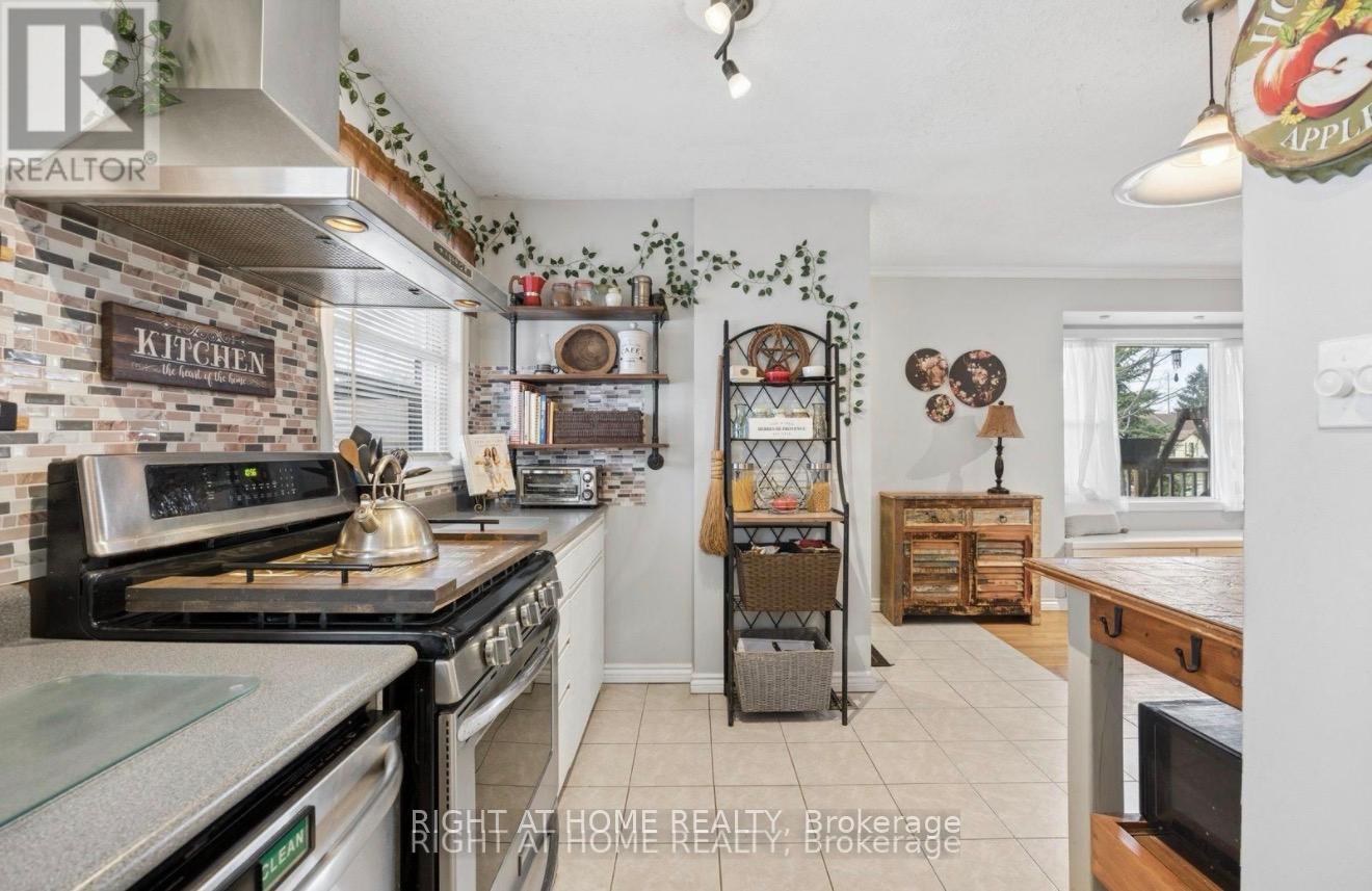 154 ADMIRAL ROAD - 9