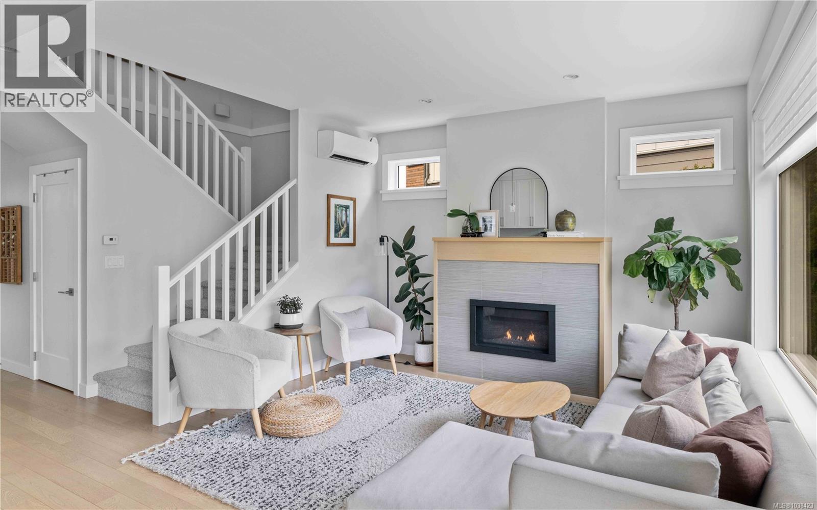 2069 Wood Violet Lane - Image 2