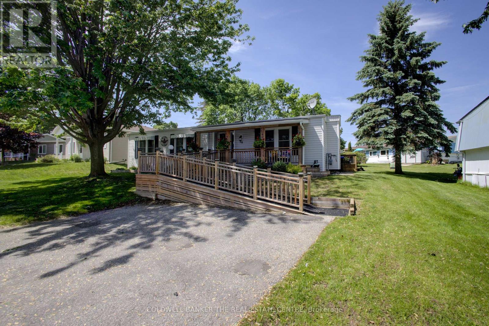 36 LINDEN LANE - 2