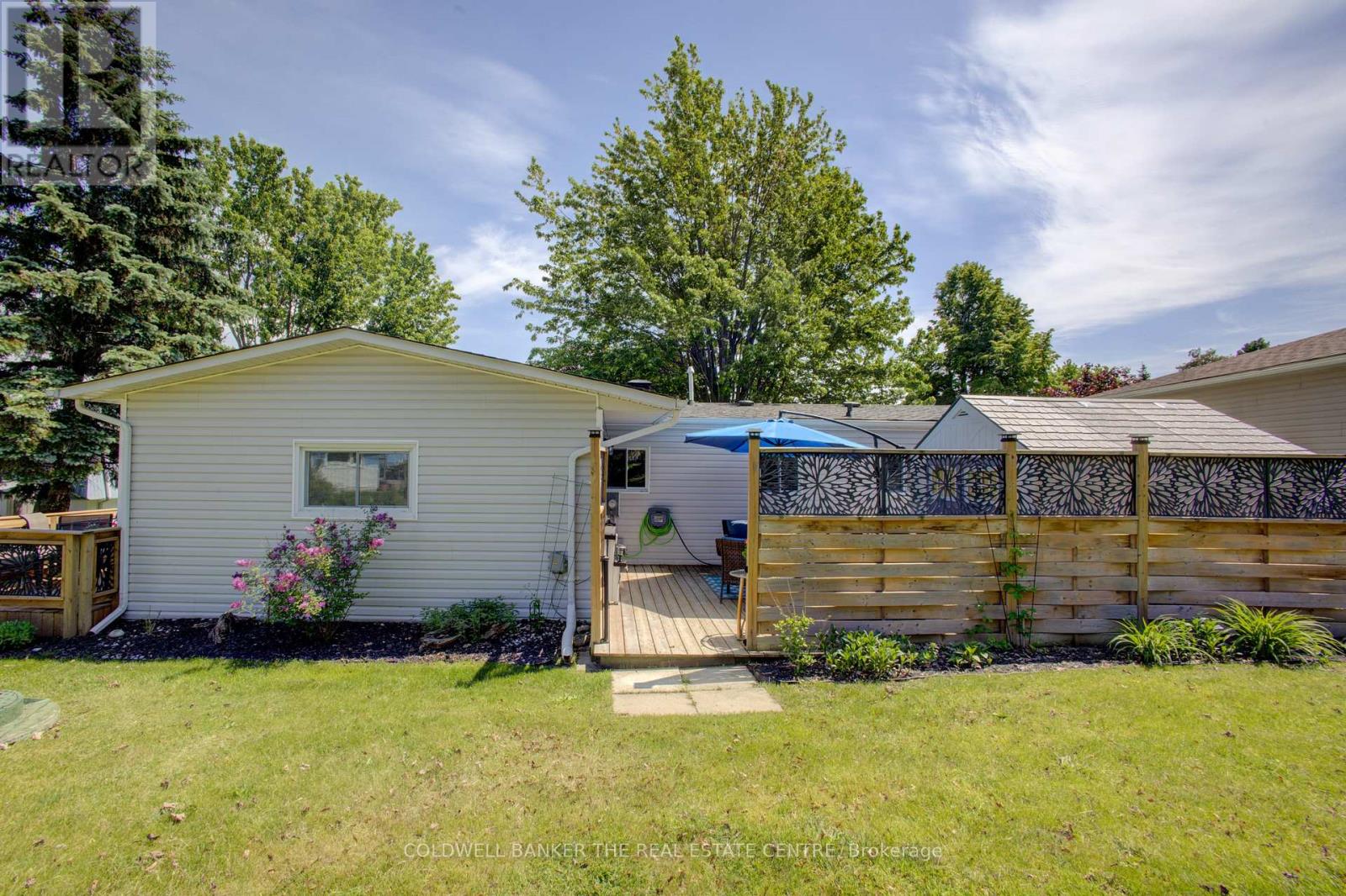36 LINDEN LANE - 27