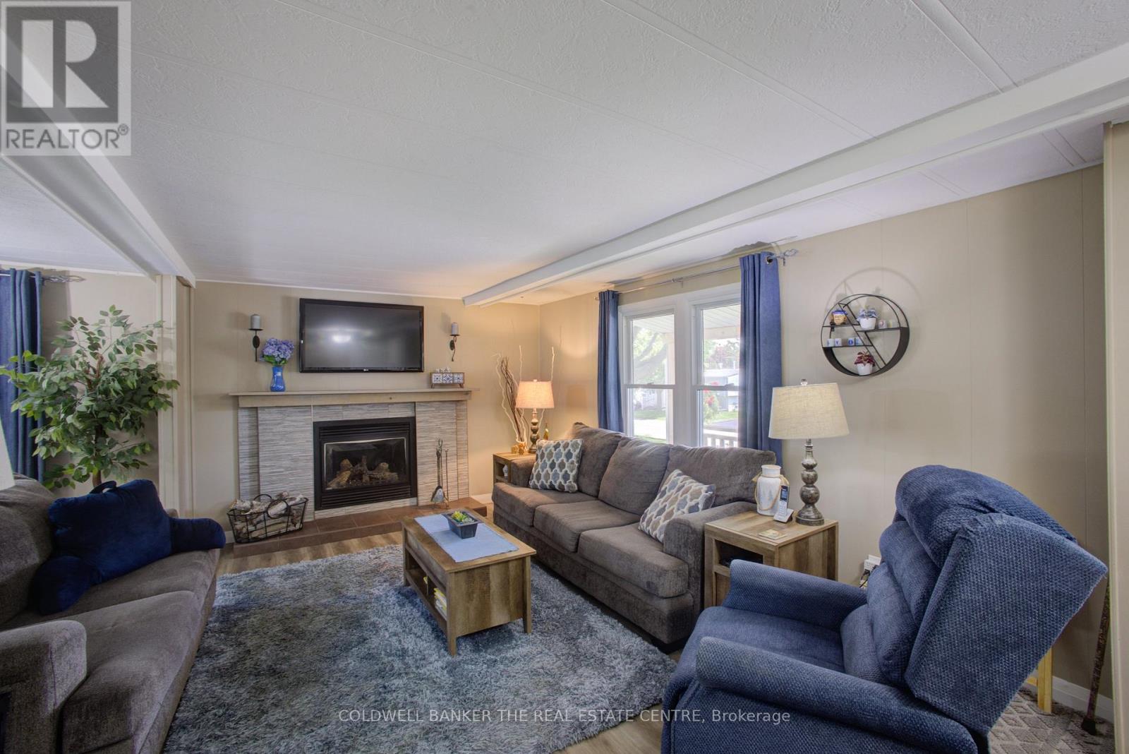 36 LINDEN LANE - 8