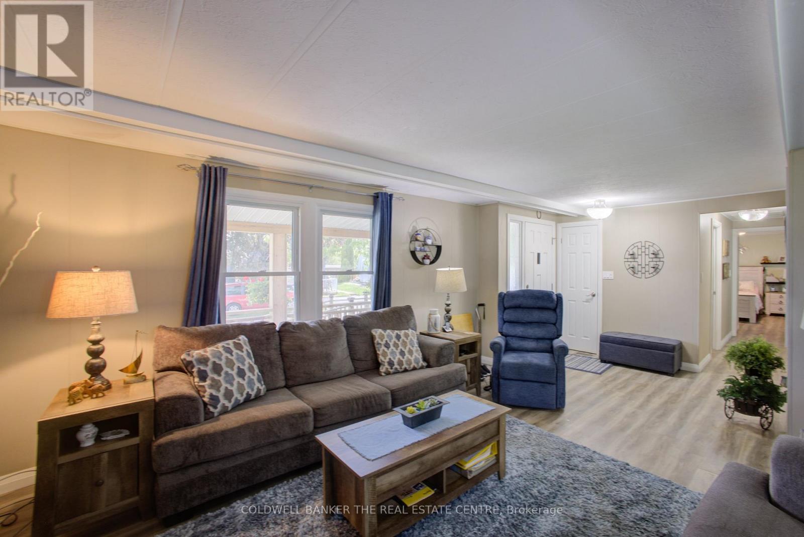 36 LINDEN LANE - 9
