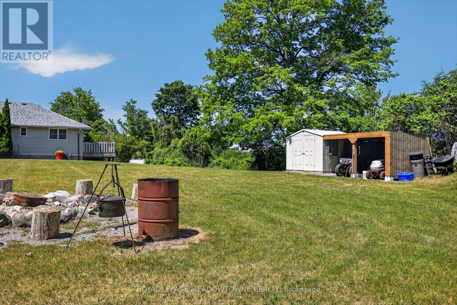 1073 SERPENT MOUNDS ROAD - Image 31