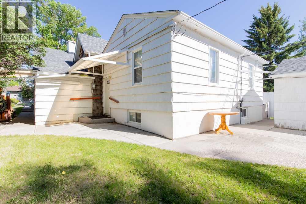 1118 12B Street S — photo 25