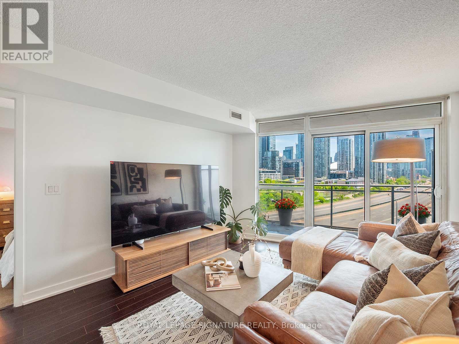 #1109 38 DAN LECKIE WAY - 18