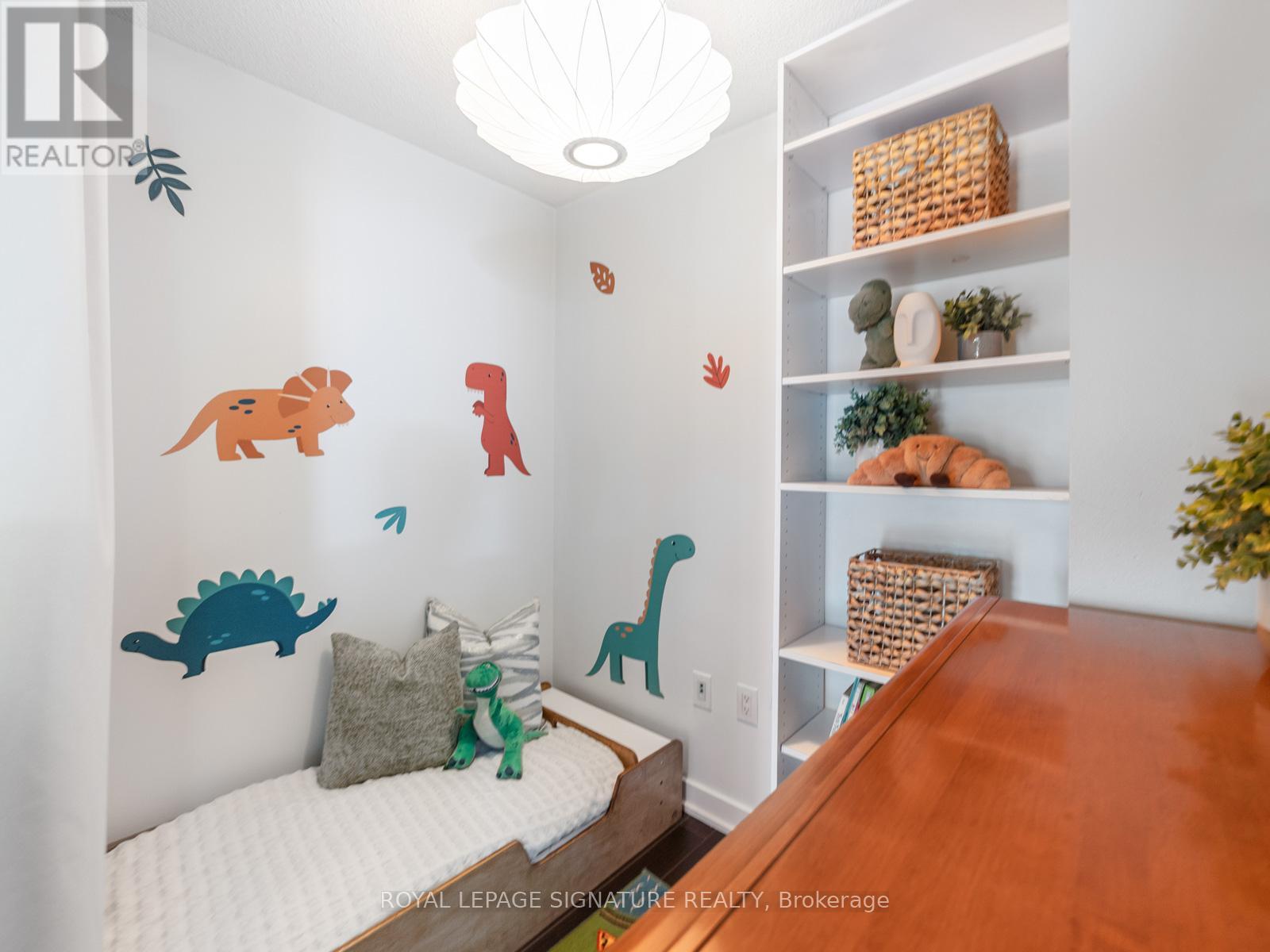 #1109 38 DAN LECKIE WAY - 31