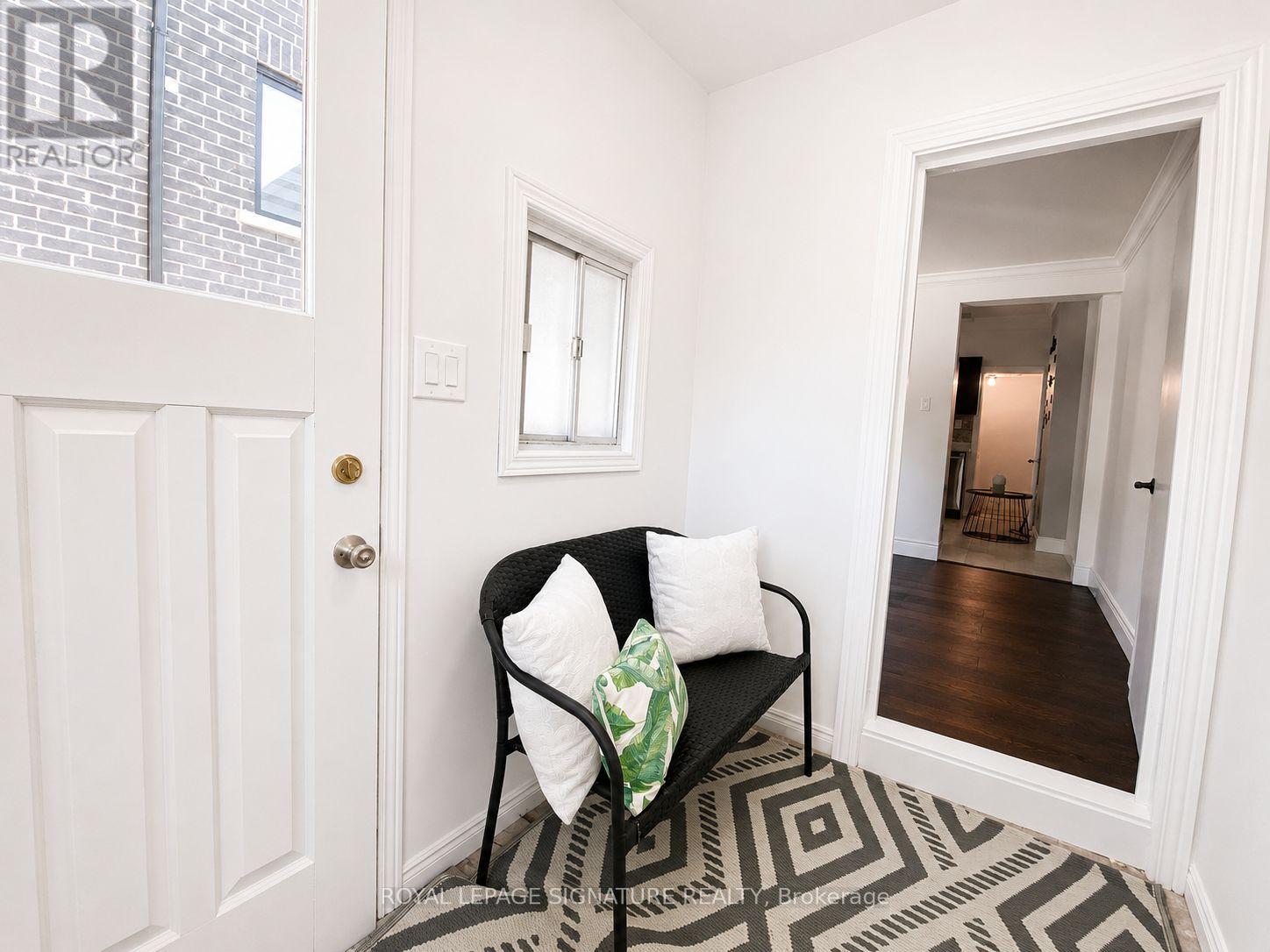 35 AUGUST AVENUE - 17