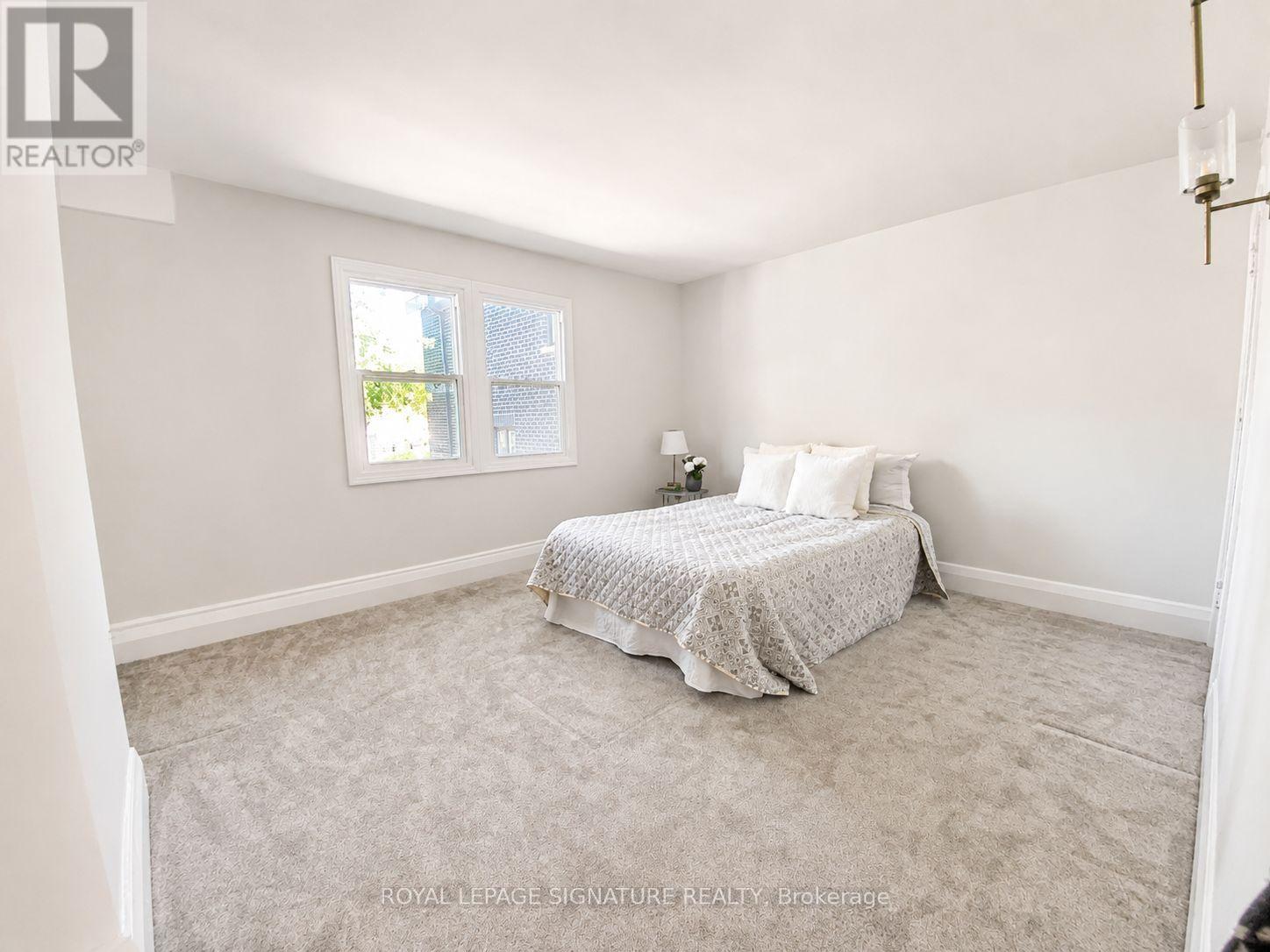 35 AUGUST AVENUE - 20
