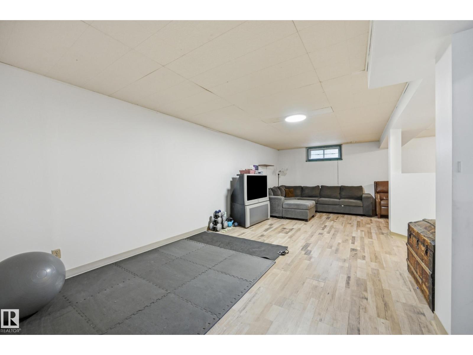 5515 143 AV NW — photo 22