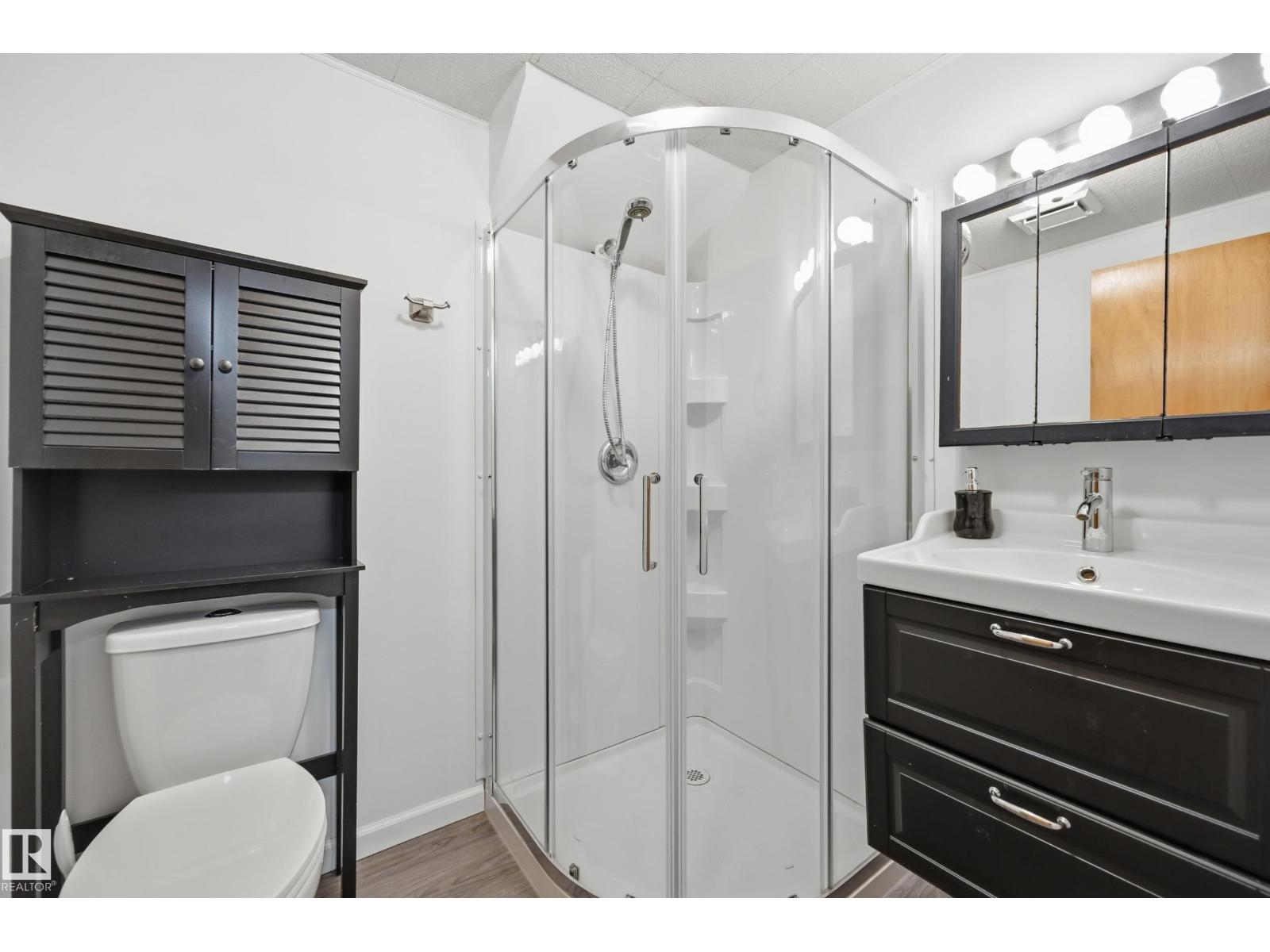 5515 143 AV NW — photo 27