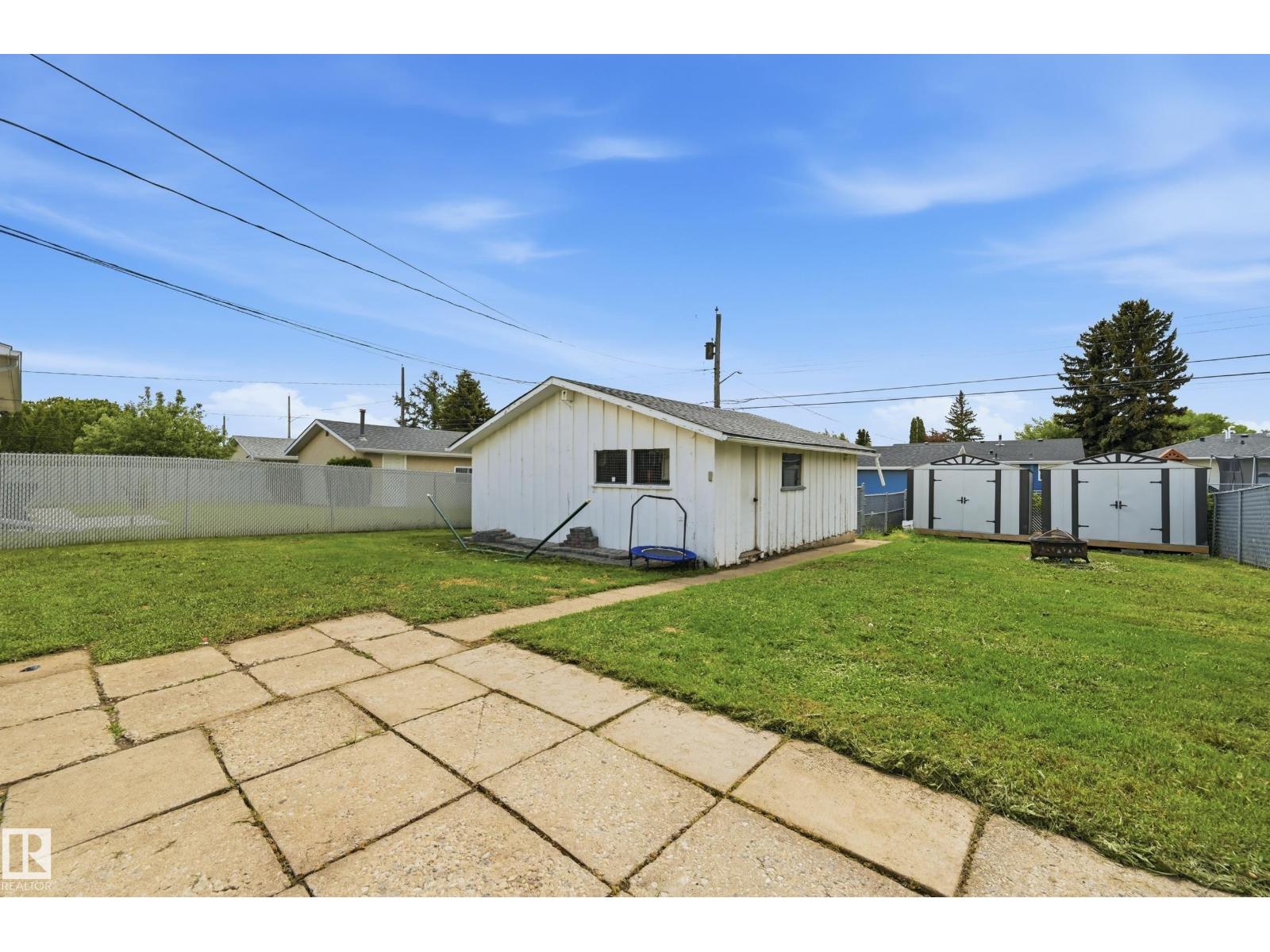 5515 143 AV NW — photo 32