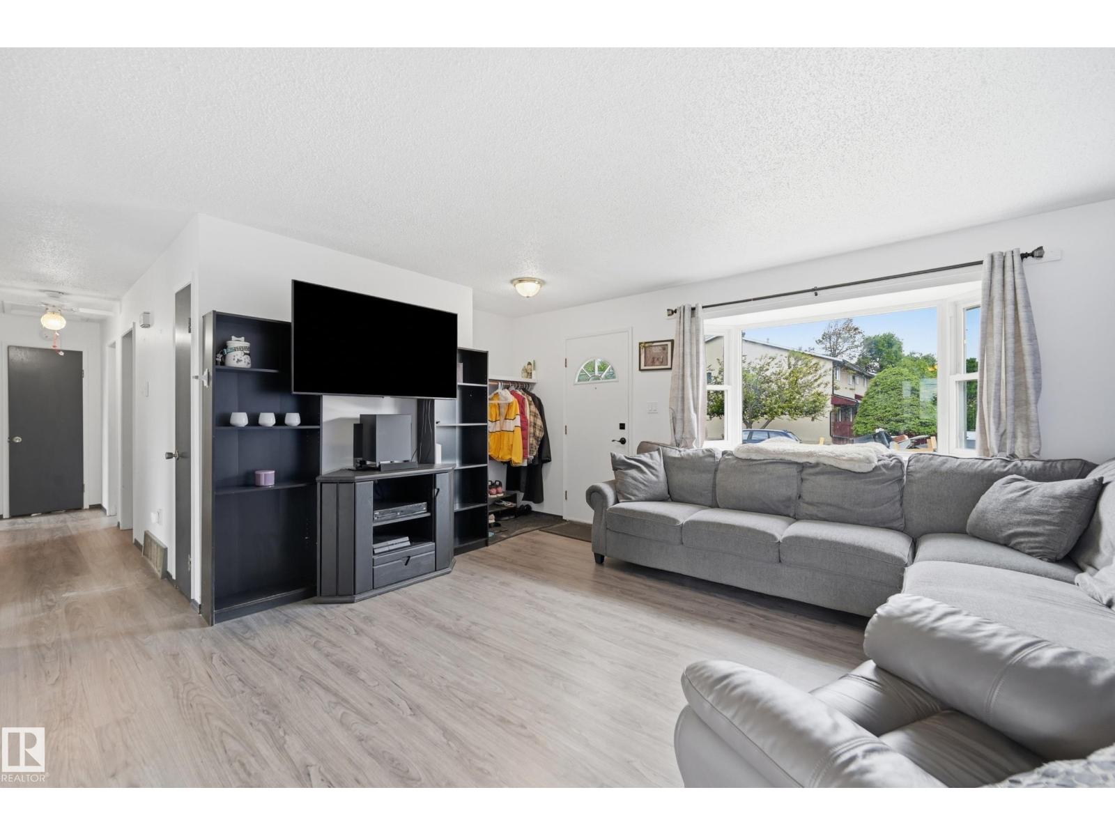5515 143 AV NW — photo 6
