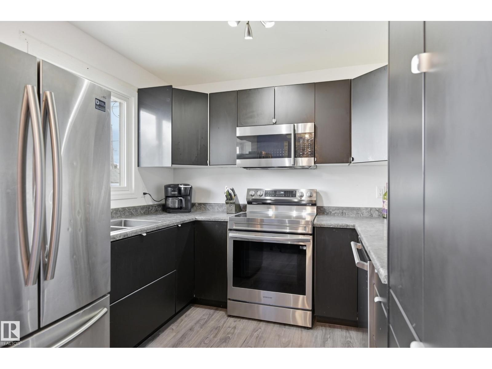 5515 143 AV NW — photo 8