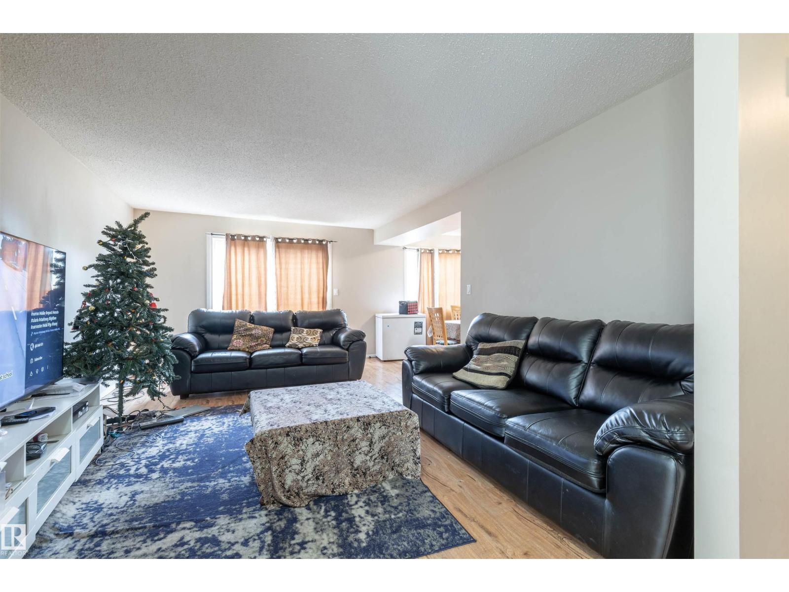 7115-7121 80 AV NW - 24