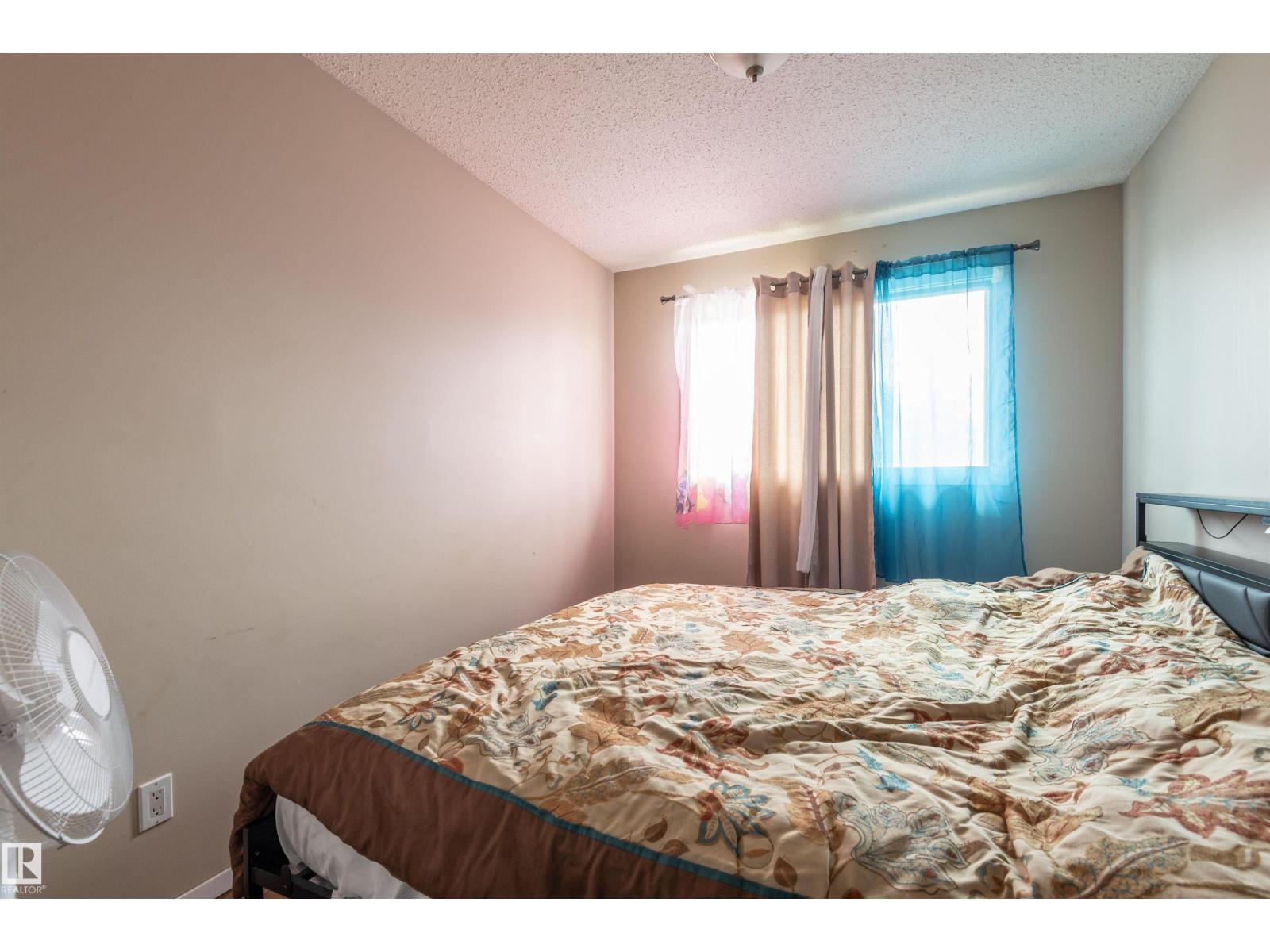 7115-7121 80 AV NW - 34