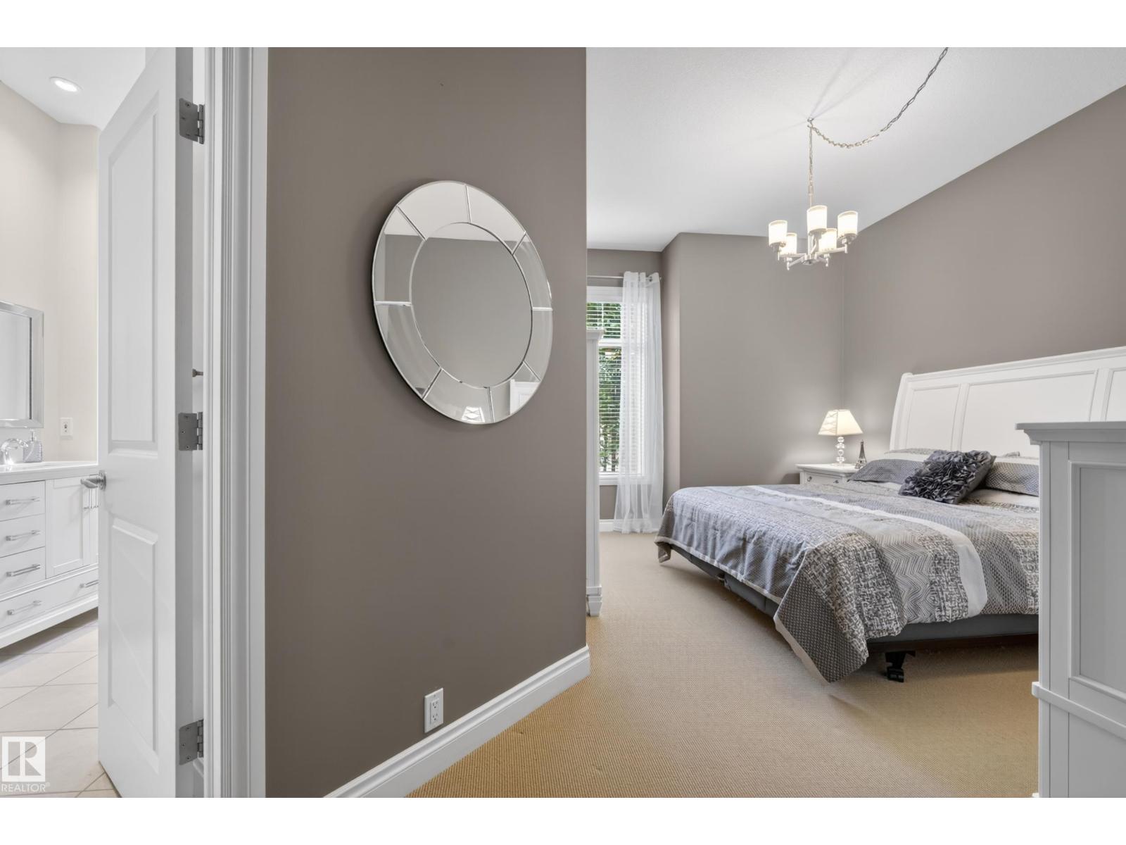 76 NOTTINGHAM IN — photo 15