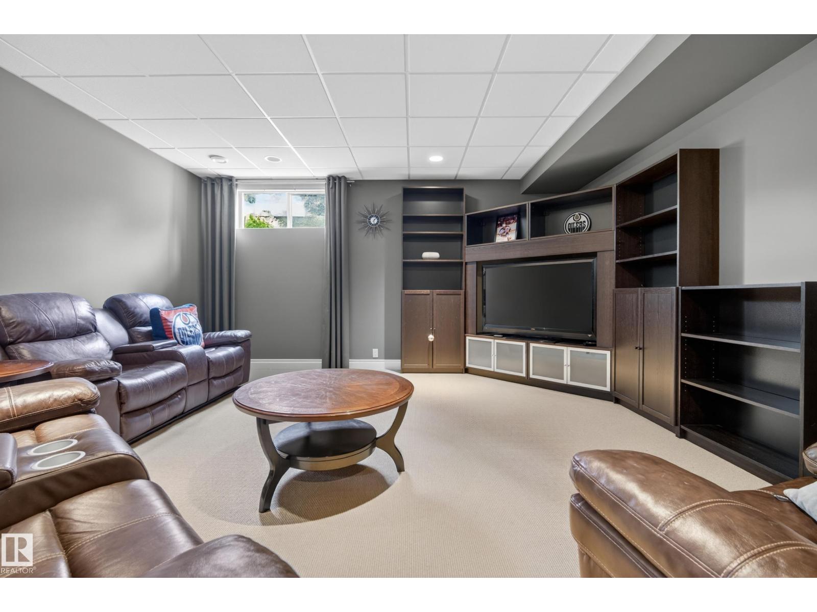 76 NOTTINGHAM IN — photo 31