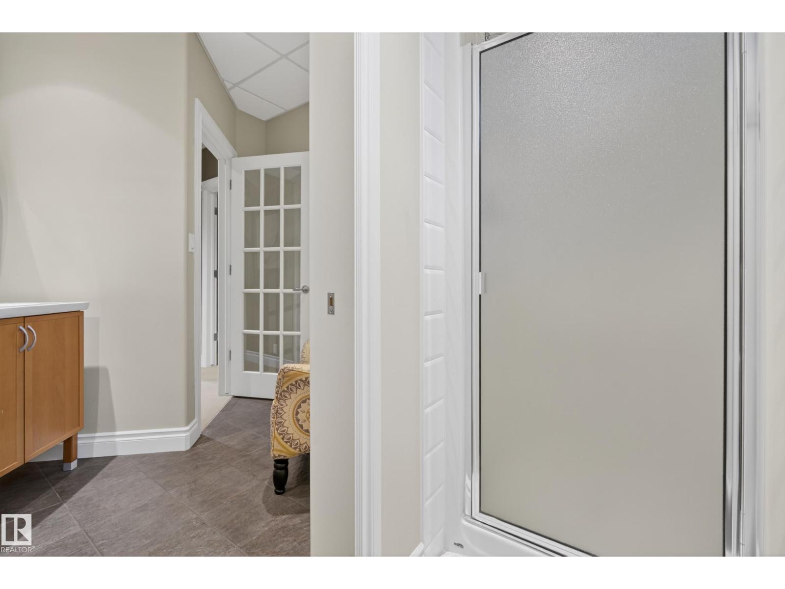 76 NOTTINGHAM IN — photo 44