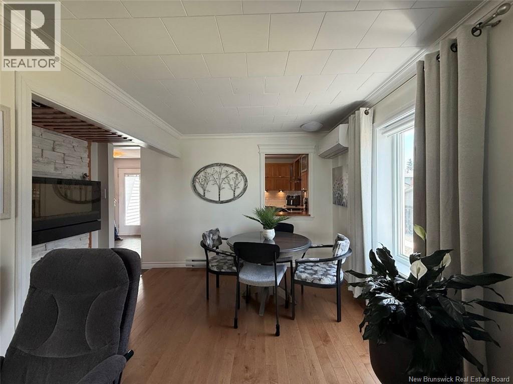 59 42e Avenue - 7