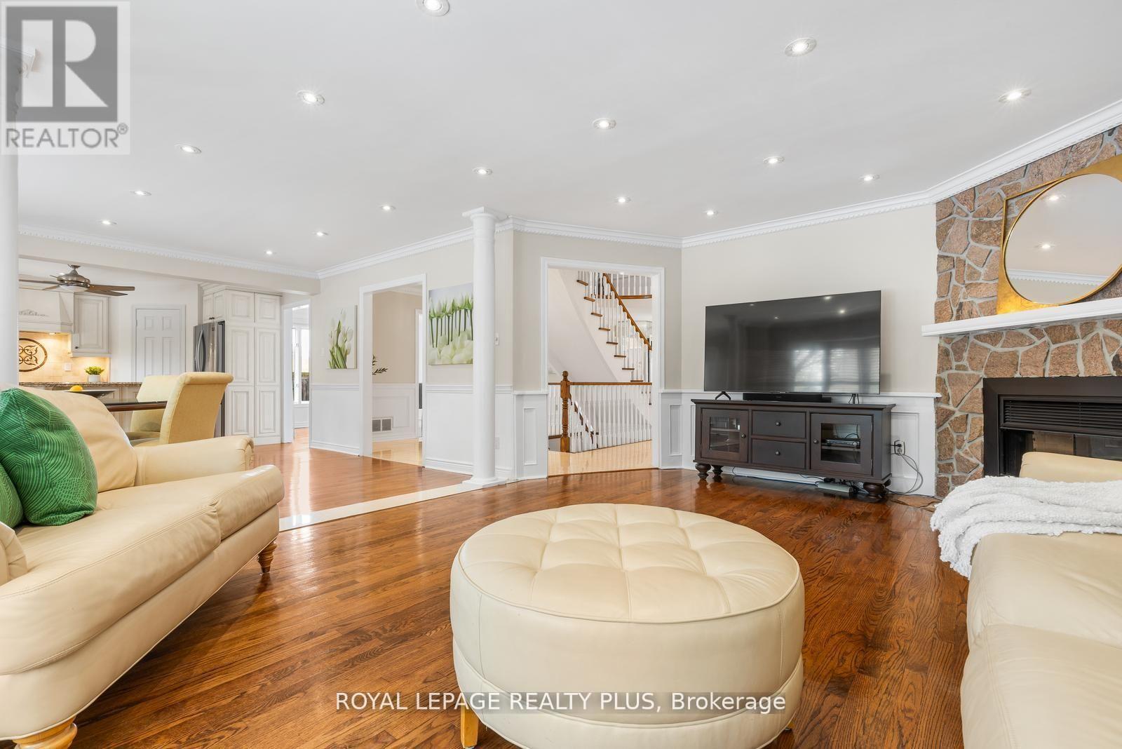 1504 TANNER COURT - 14
