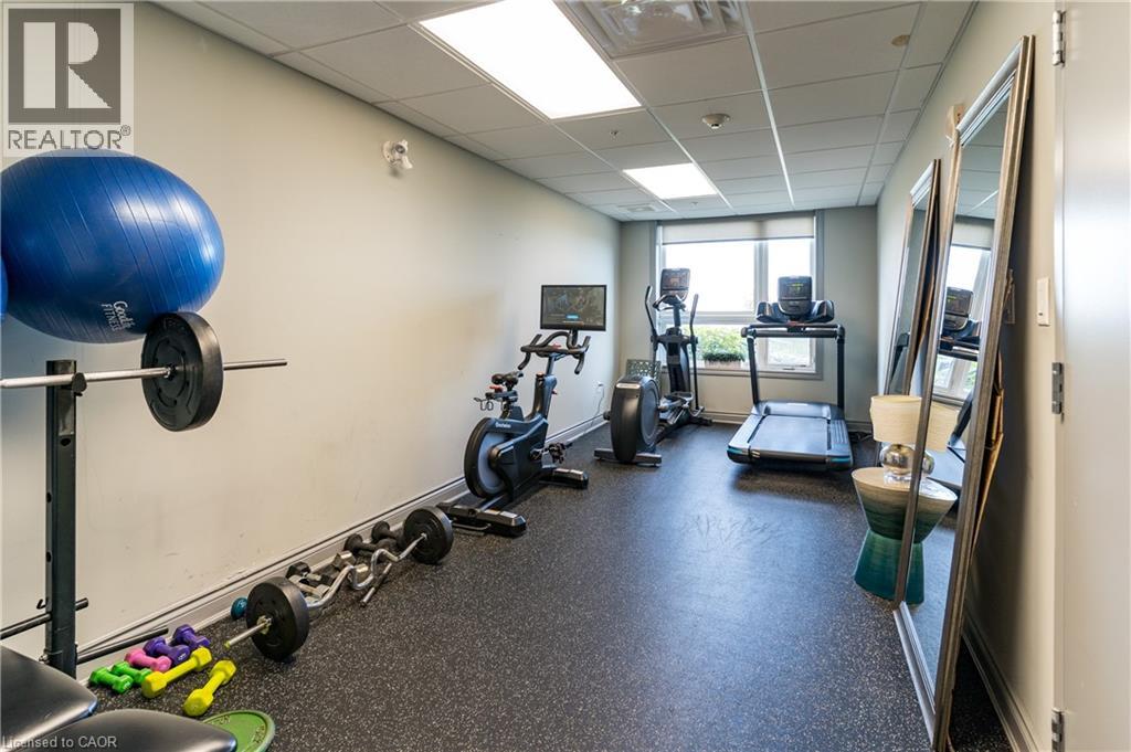 #413 35 SOUTHSHORE Crescent - 25