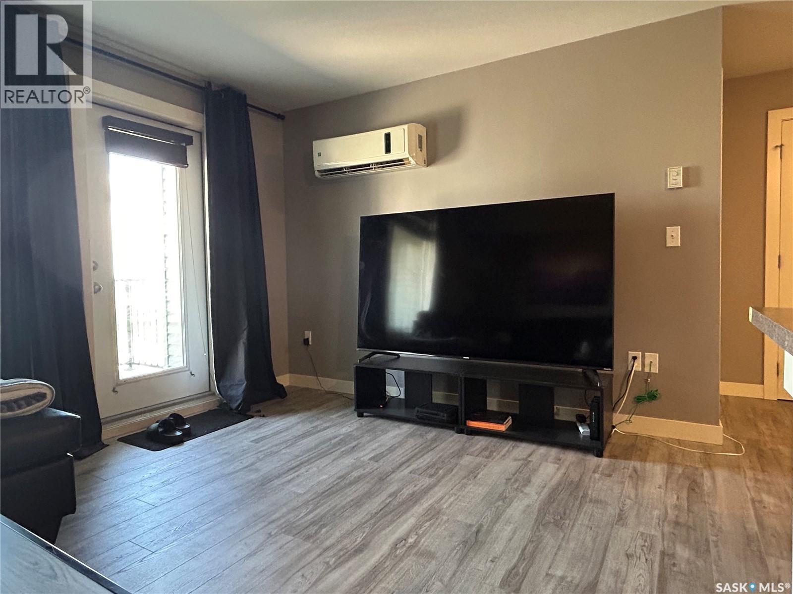 210 308 Petterson DRIVE — photo 17